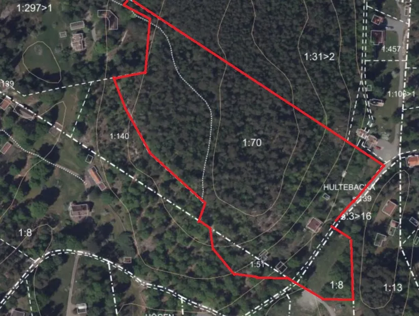 Gård/Skog, Lärketorpsvägen 9, Västra Bodarna, Alingsås