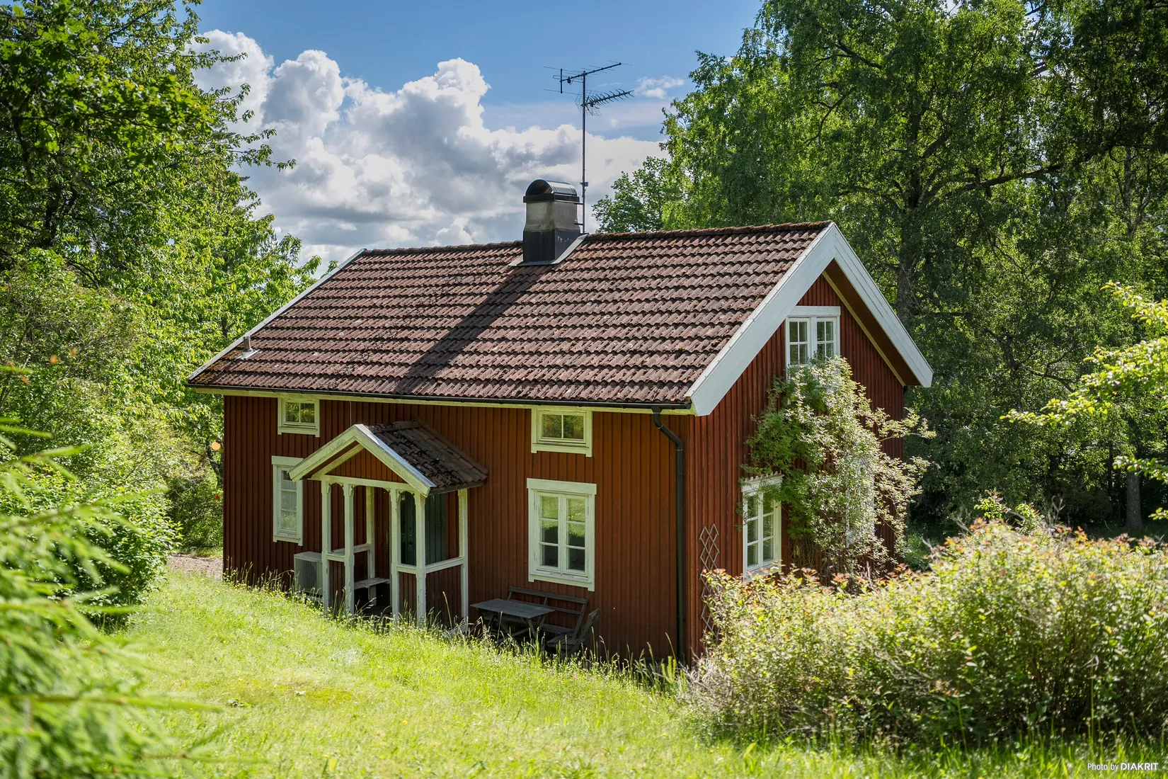Gård/Skog, Lärketorpsvägen 9, Västra Bodarna, Alingsås