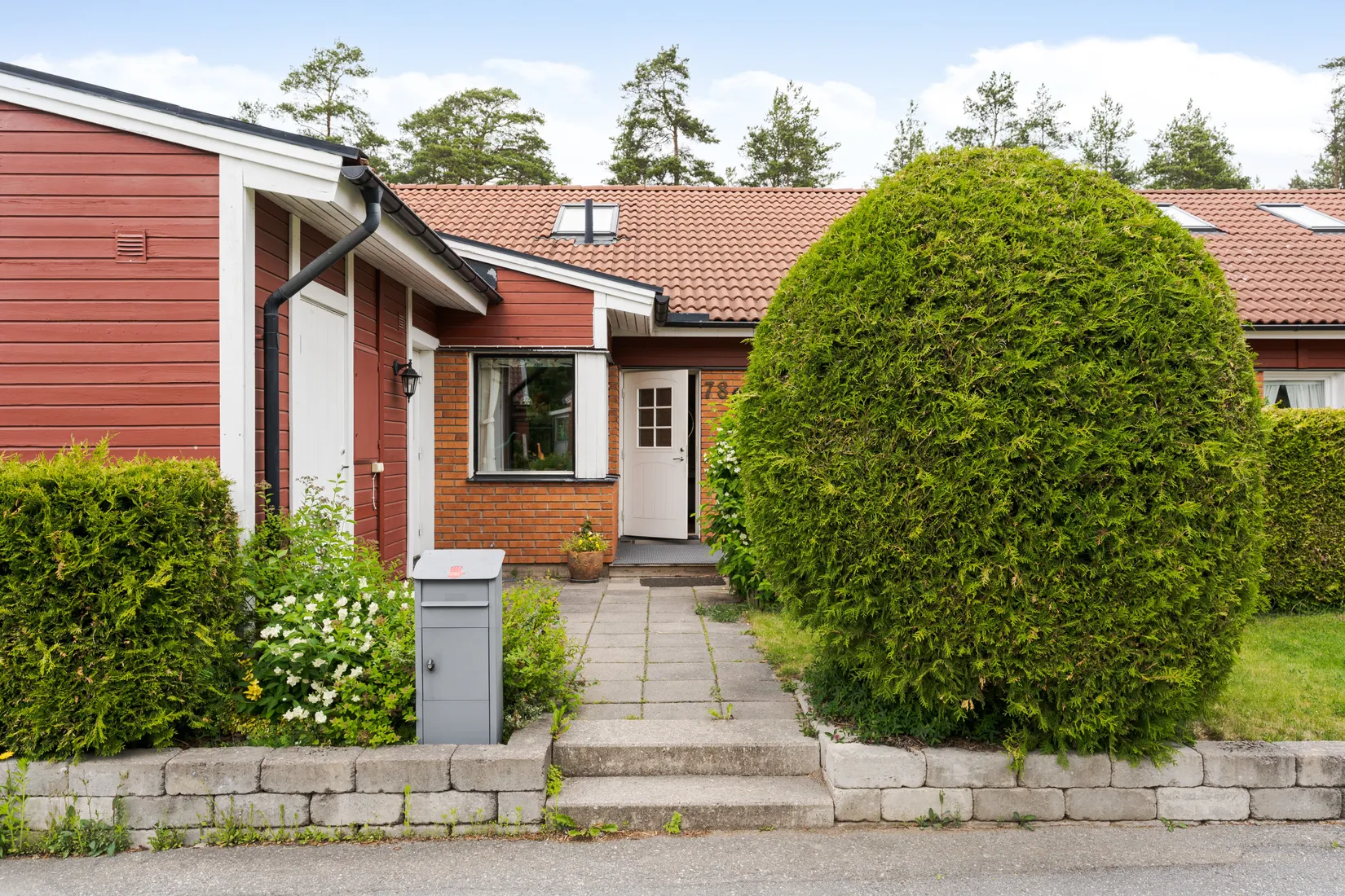 Villa, Radhus, Skogsmyragatan 78, Gånsta, Enköping