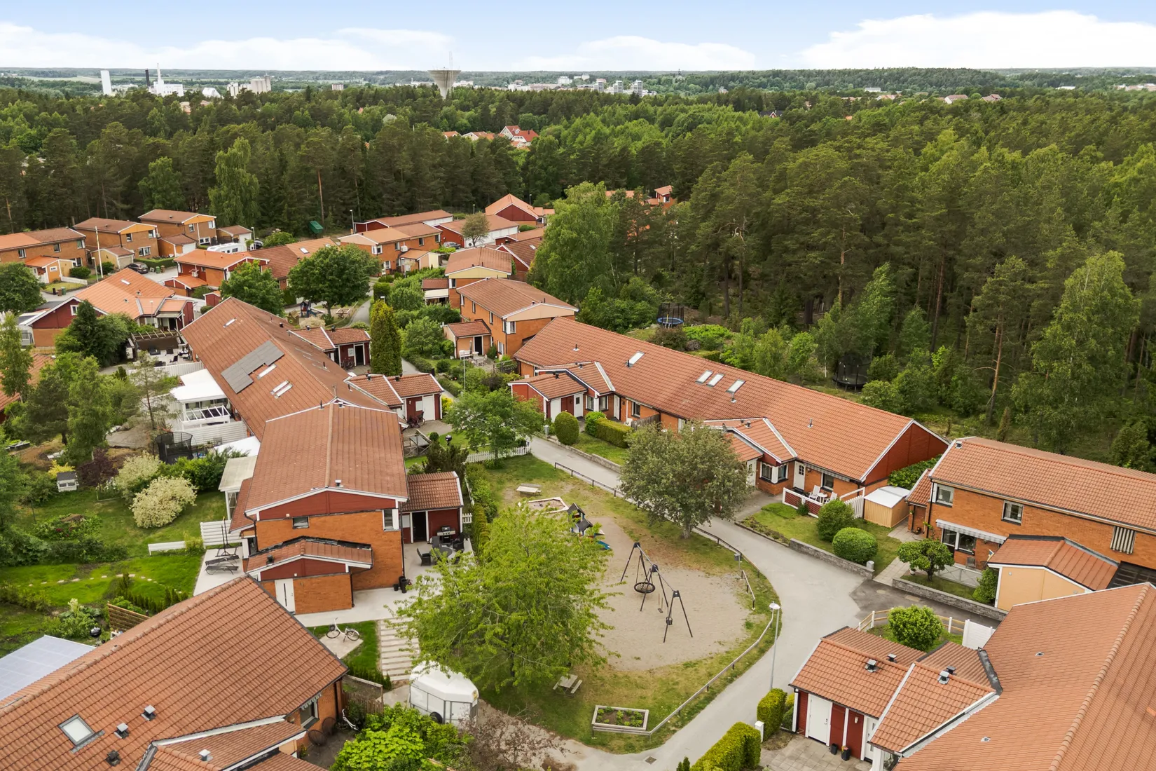 Villa, Radhus, Skogsmyragatan 78, Gånsta, Enköping