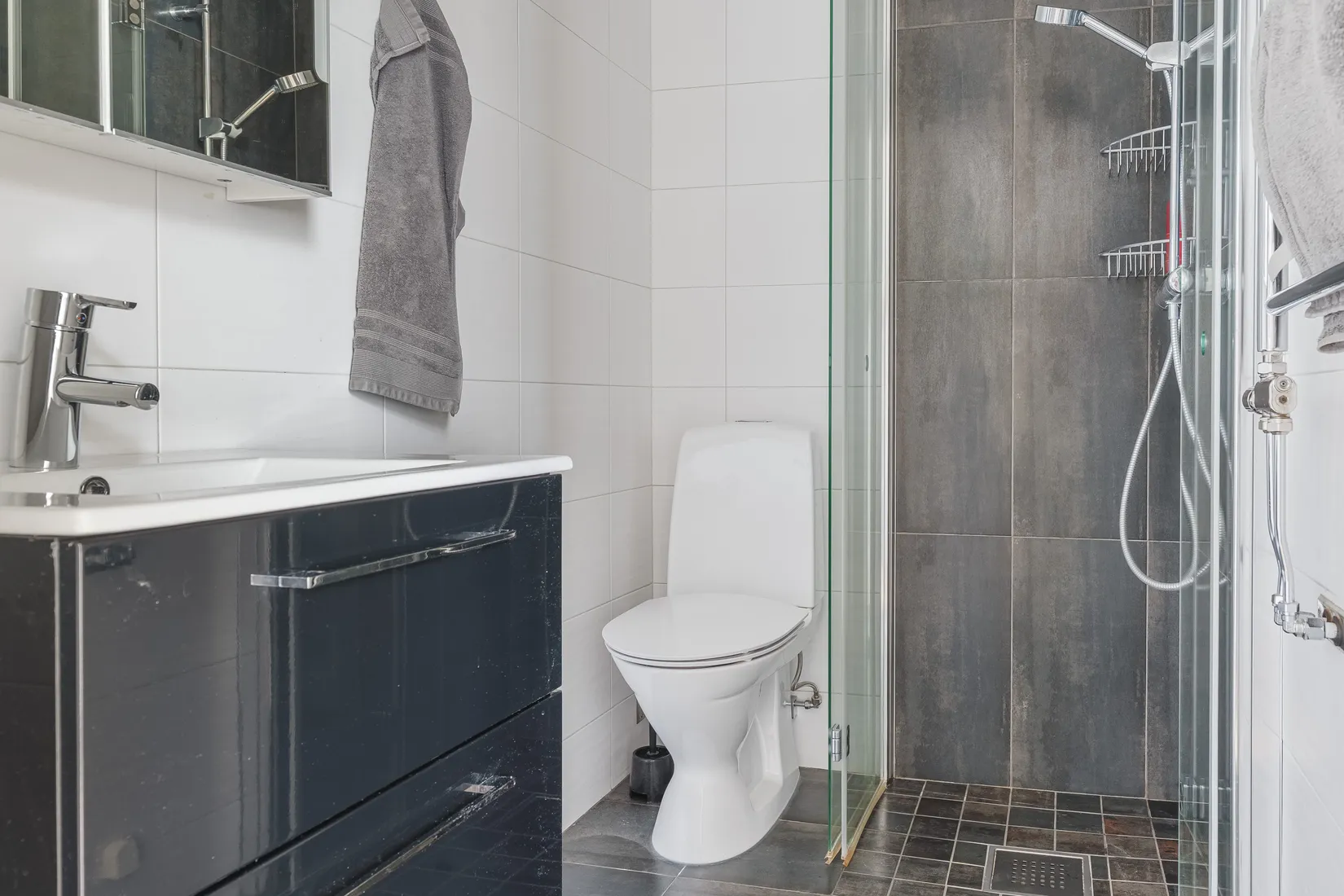 Villa, Radhus, Marsgatan 8, Ängshöjden, Sala