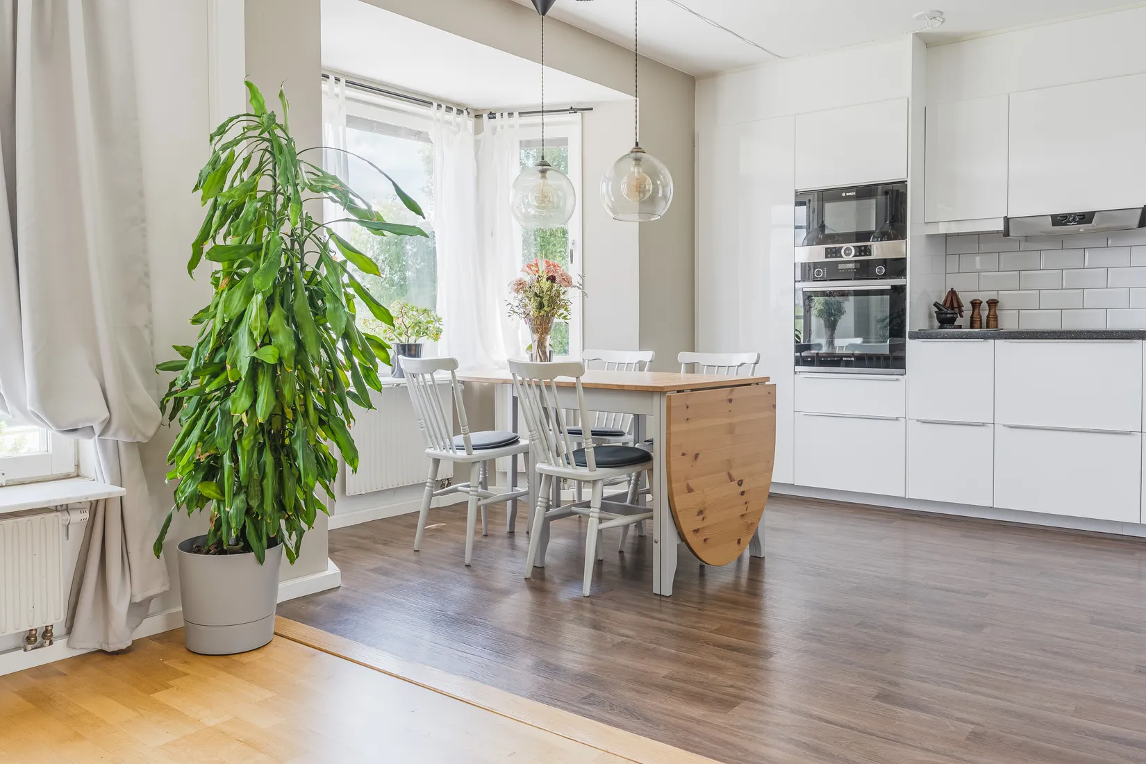 Villa, Radhus, Marsgatan 8, Ängshöjden, Sala