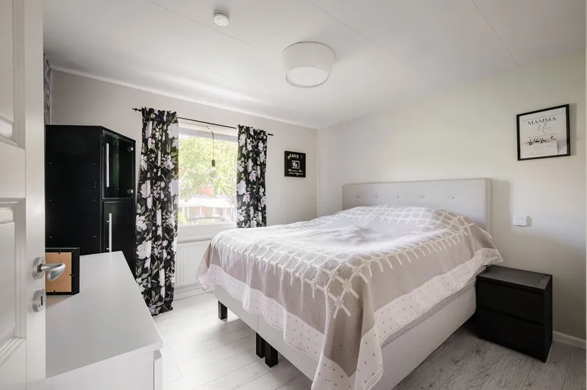 Radhus, Mandelblomstigen 40, Upplands-Bro - Finnsta, Upplands-Bro
