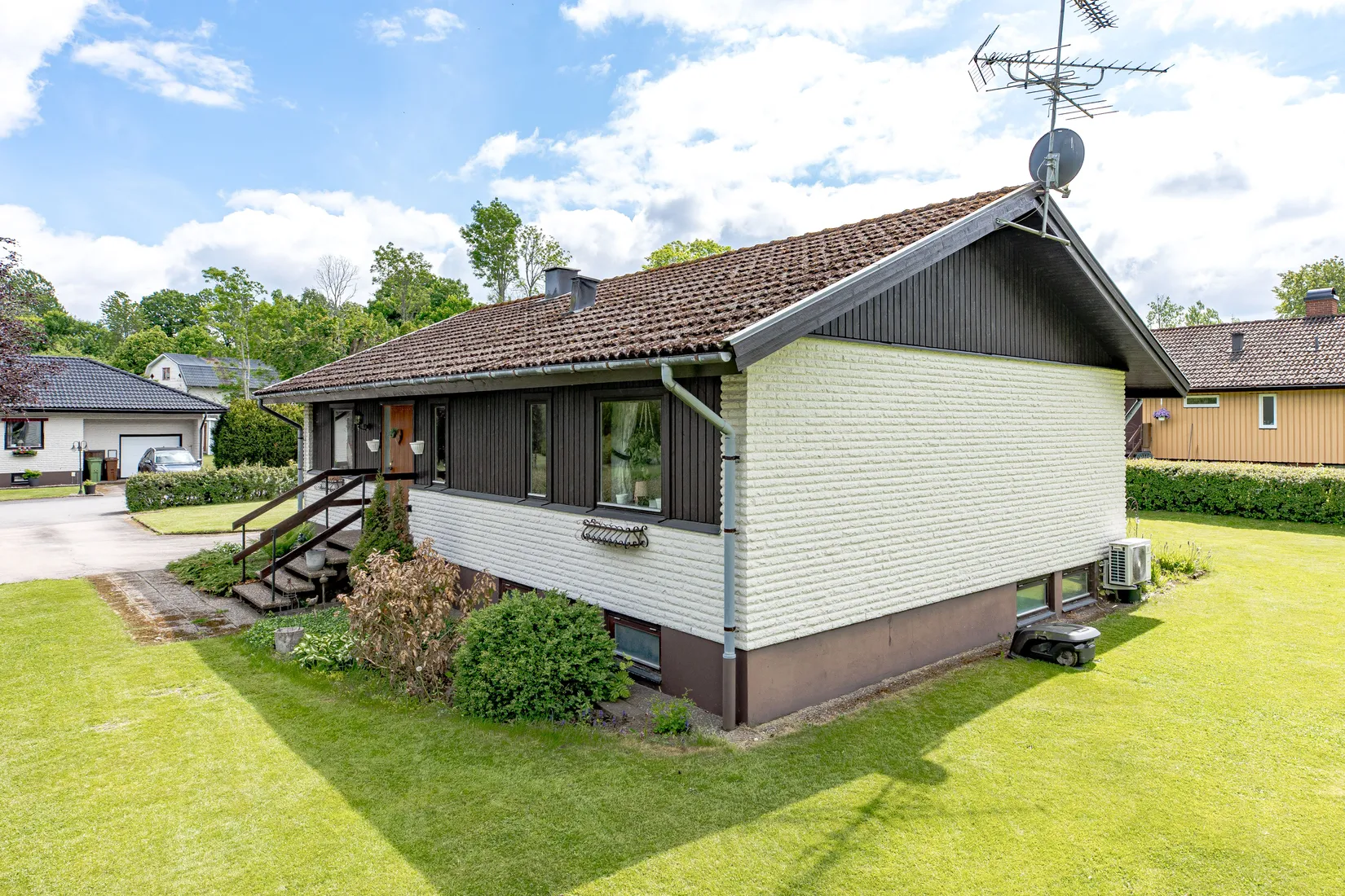 Villa, Svanvägen 10, Fegen, Falkenberg