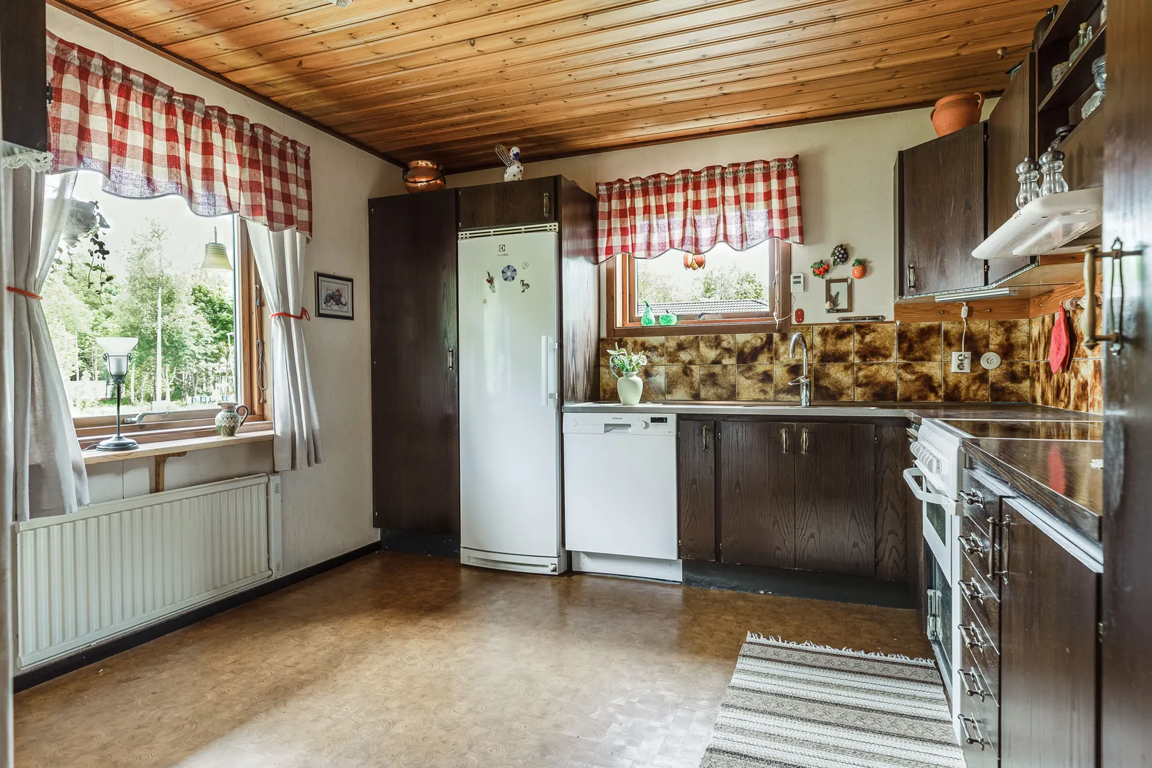 Villa, Svanvägen 10, Fegen, Falkenberg