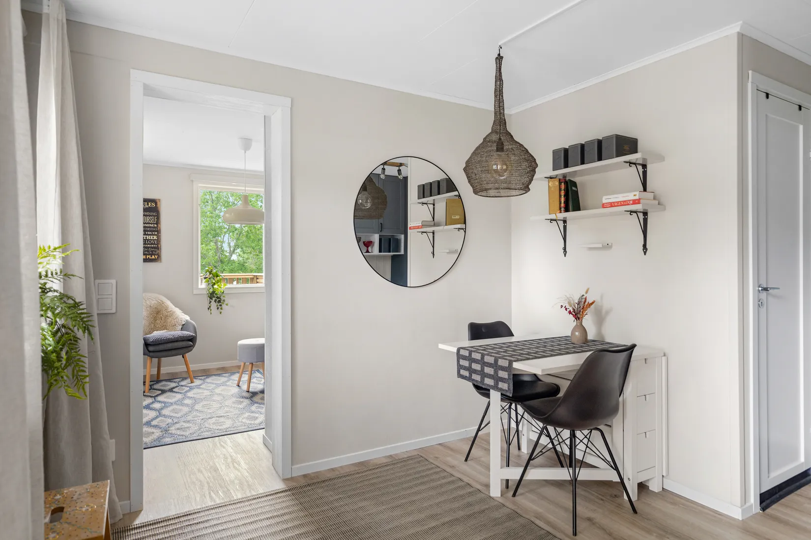 Bostadsrätt, Rödklövern 6, Adelsö Ringväg 21A, Adelsö Stenby, Ekerö