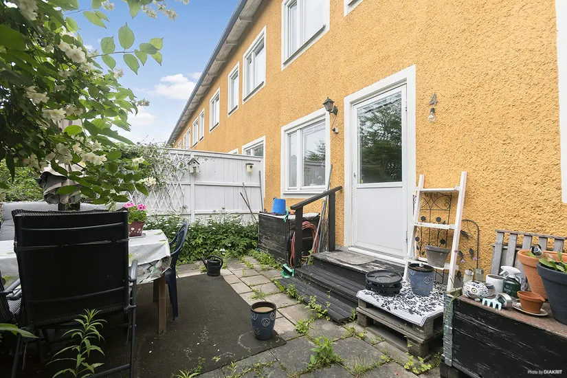 Bostadsrätt, Radhus, Rättar Vigs väg 4, Nälsta, Stockholm