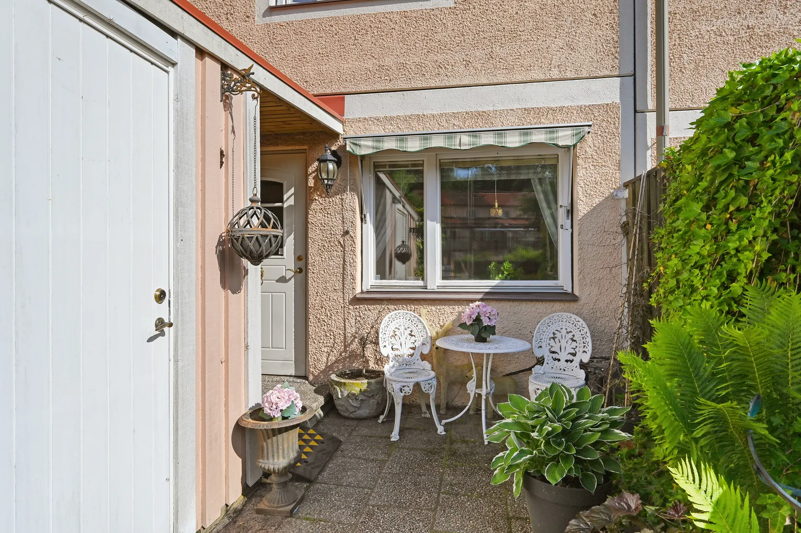 Radhus, Musikalvägen 48, Mörtvik/Skogås, Huddinge