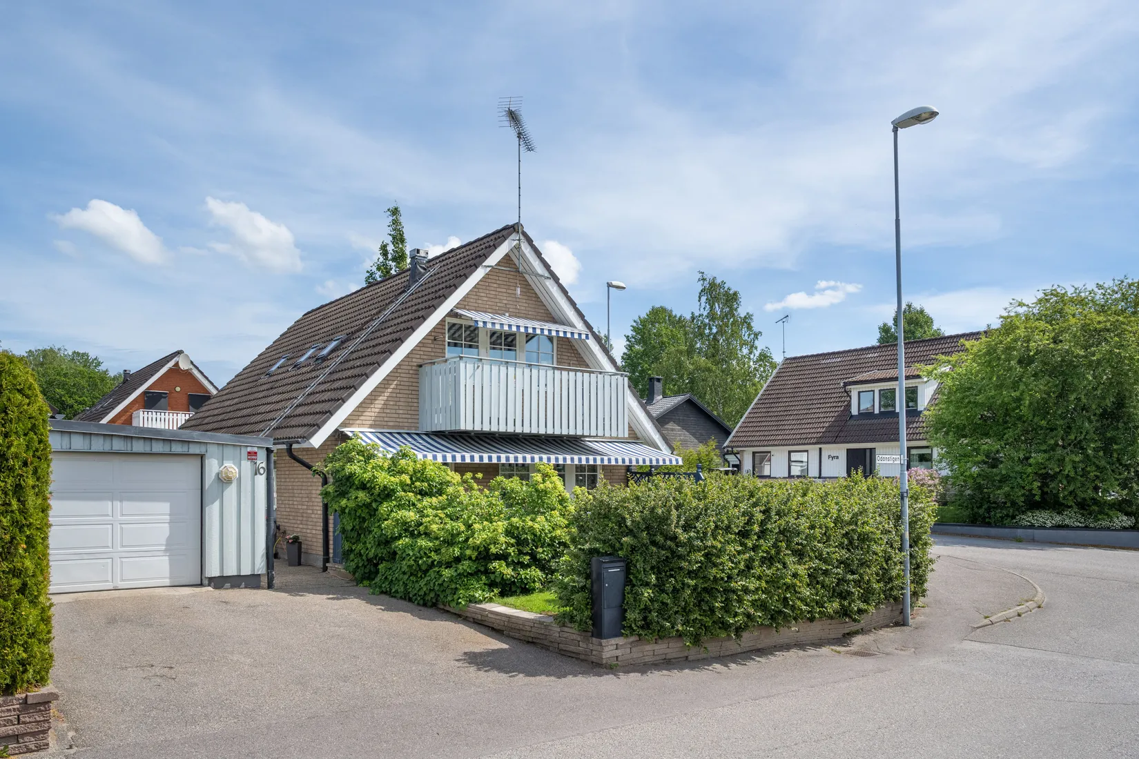 Villa, Radhus, Odonstigen 16, Finninge, Strängnäs