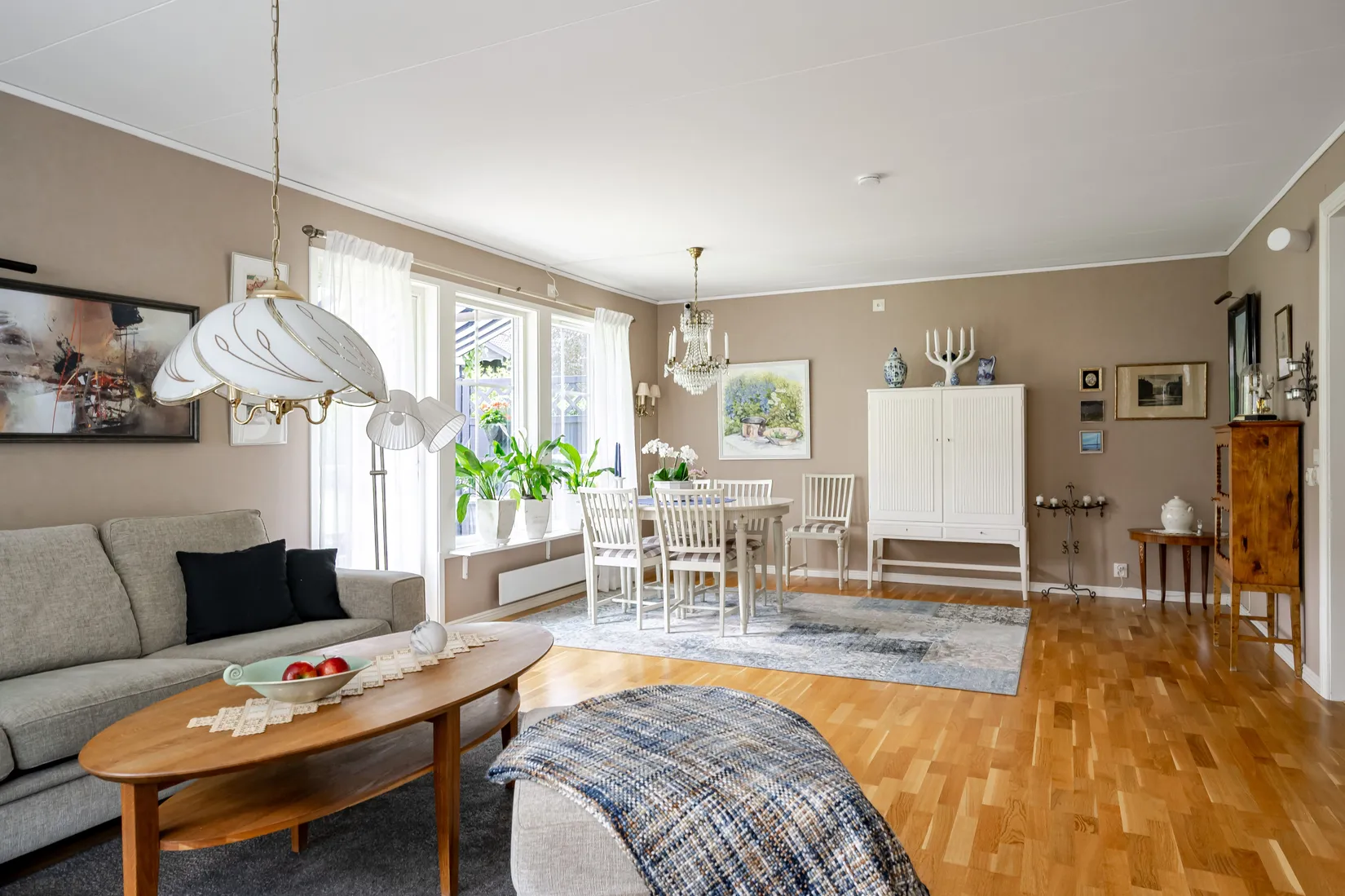 Radhus, Odonstigen 16, Finninge, Strängnäs
