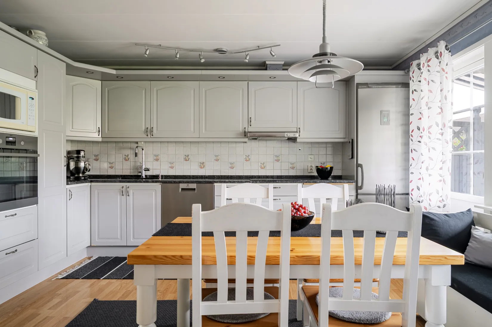 Radhus, Odonstigen 16, Finninge, Strängnäs