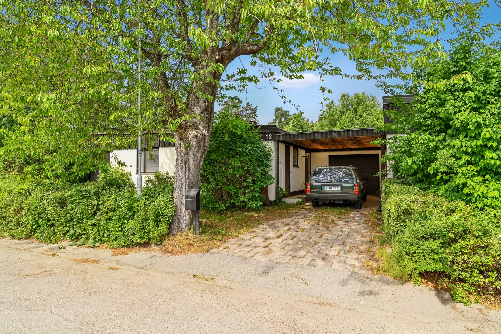 Villa, Radhus, Länkvägen 12, Apoteksskogen, Upplands Väsby