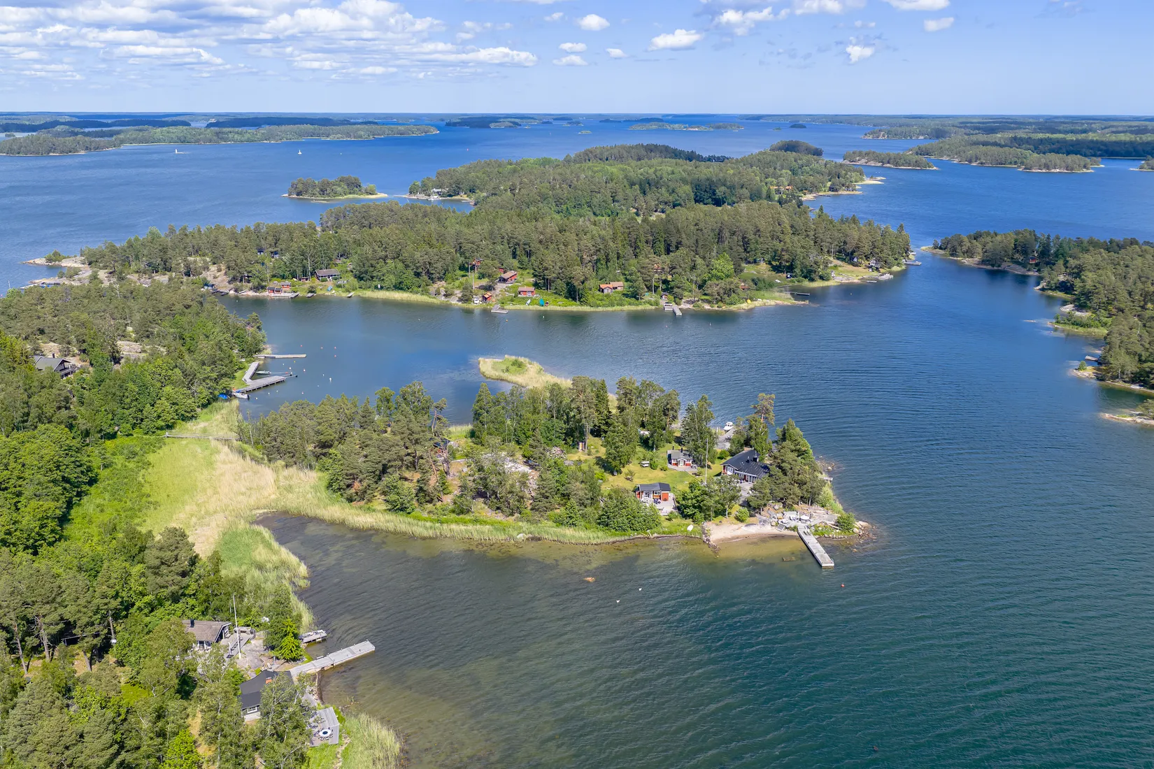 Villa, Vättersö 42, Österåker