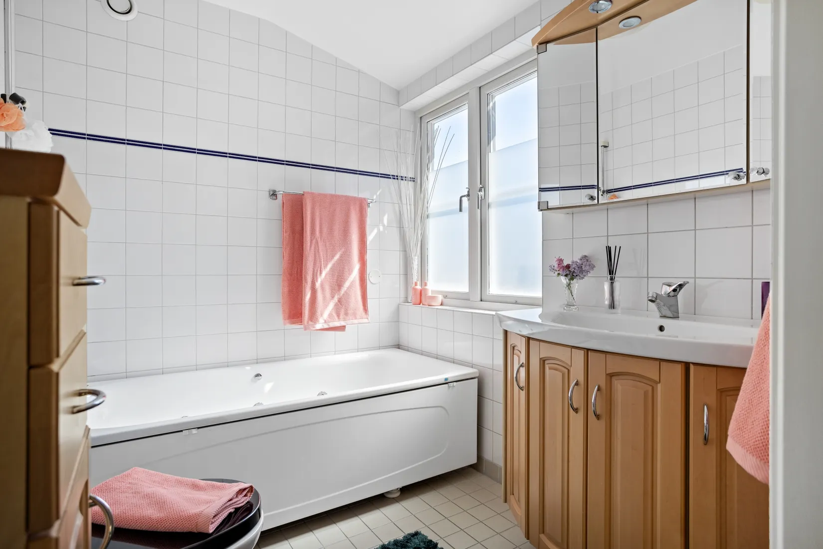 Villa, Ruddammsvägen 56, Säby Gård, Österåker
