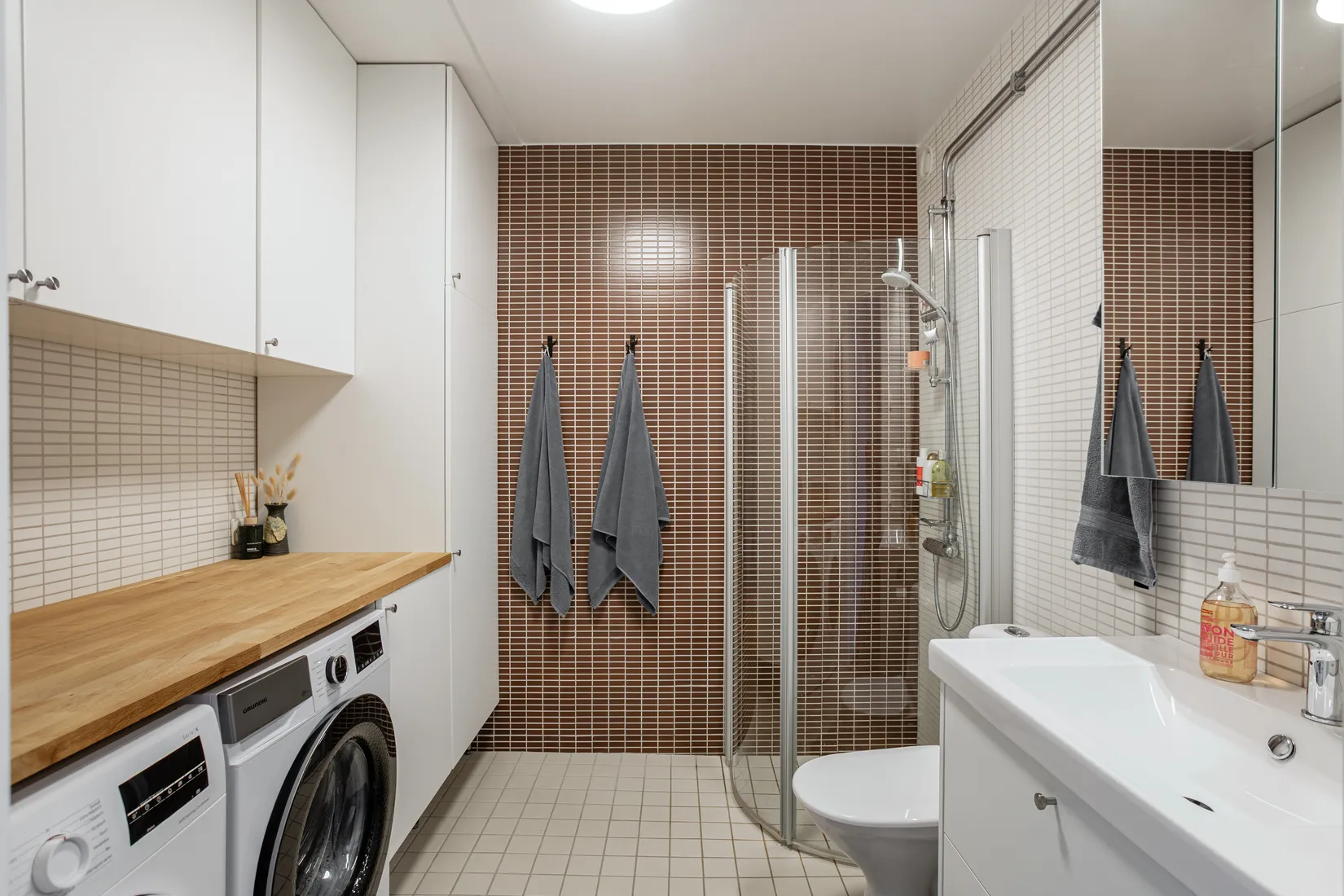 Bostadsrätt, Götalandsvägen 247, Älvsjö, Stockholm