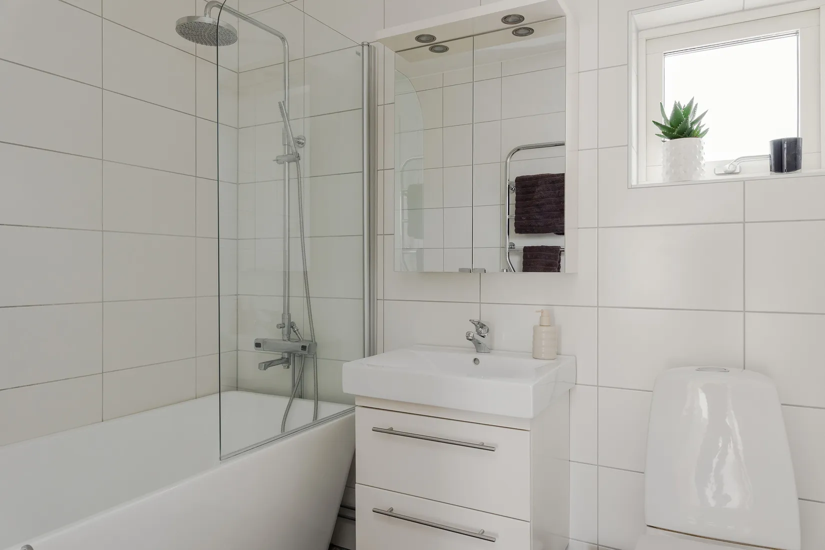 Villa, Saturnusvägen 24, Östra Lugnet, Växjö