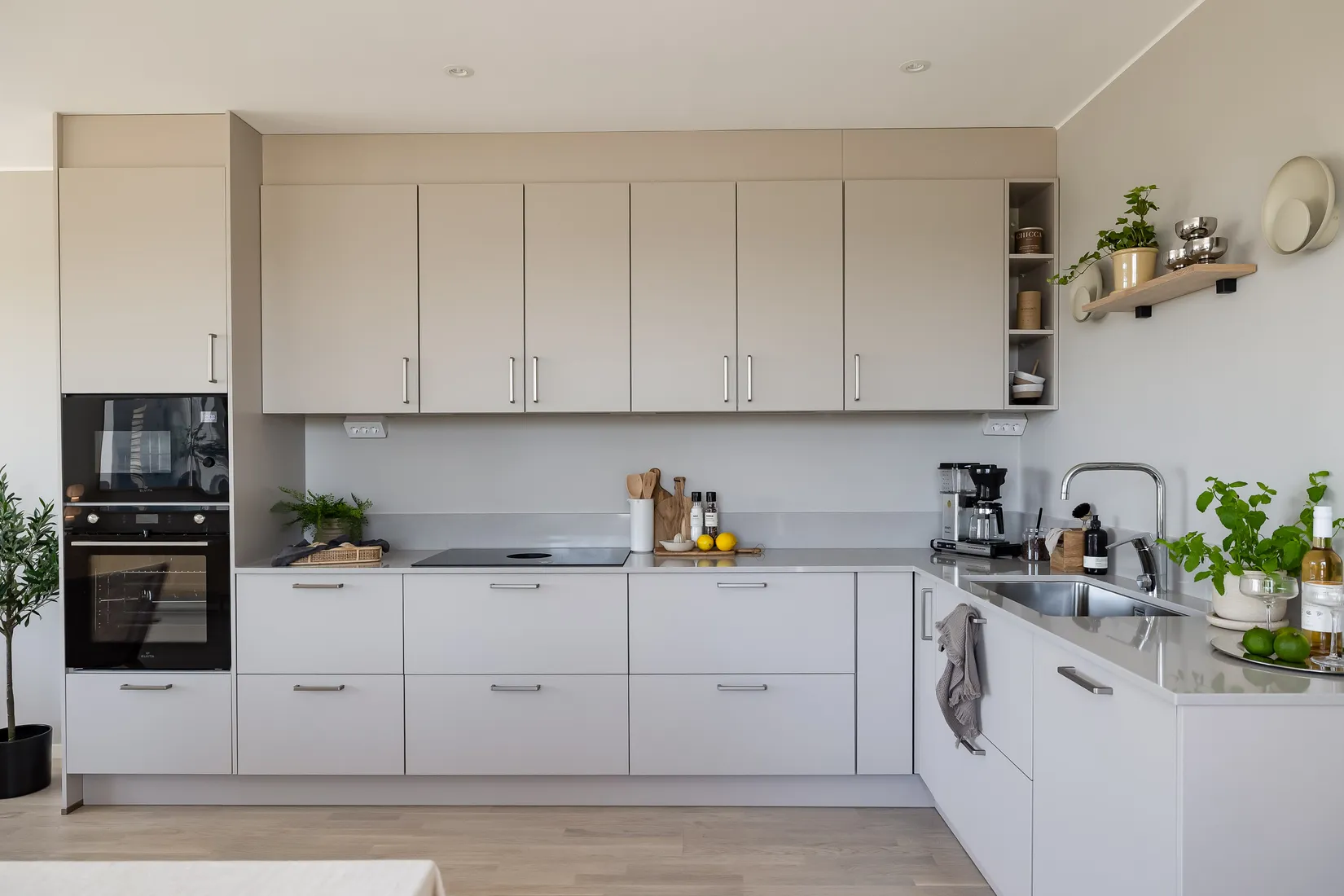 Radhus, Klövergatan, Gröna Sörby, Kumla