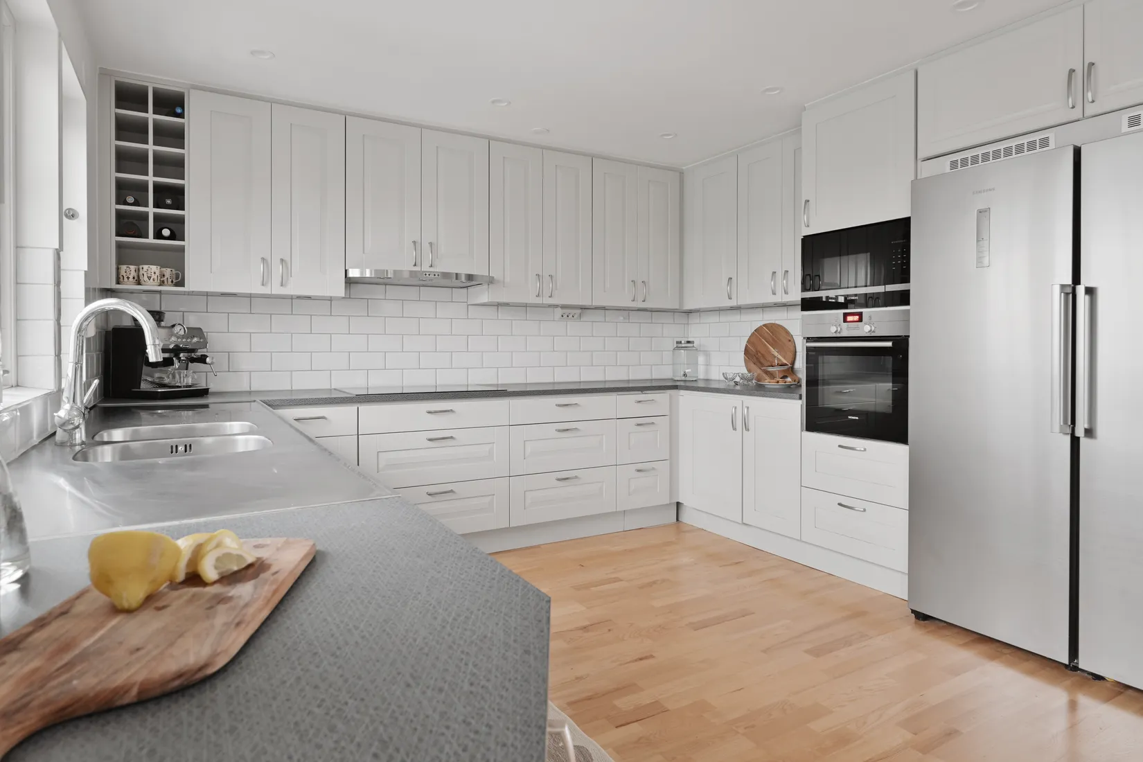 Villa, Radhus, Vattenmåravägen 60, Sjukyrkoberget, Upplands Väsby