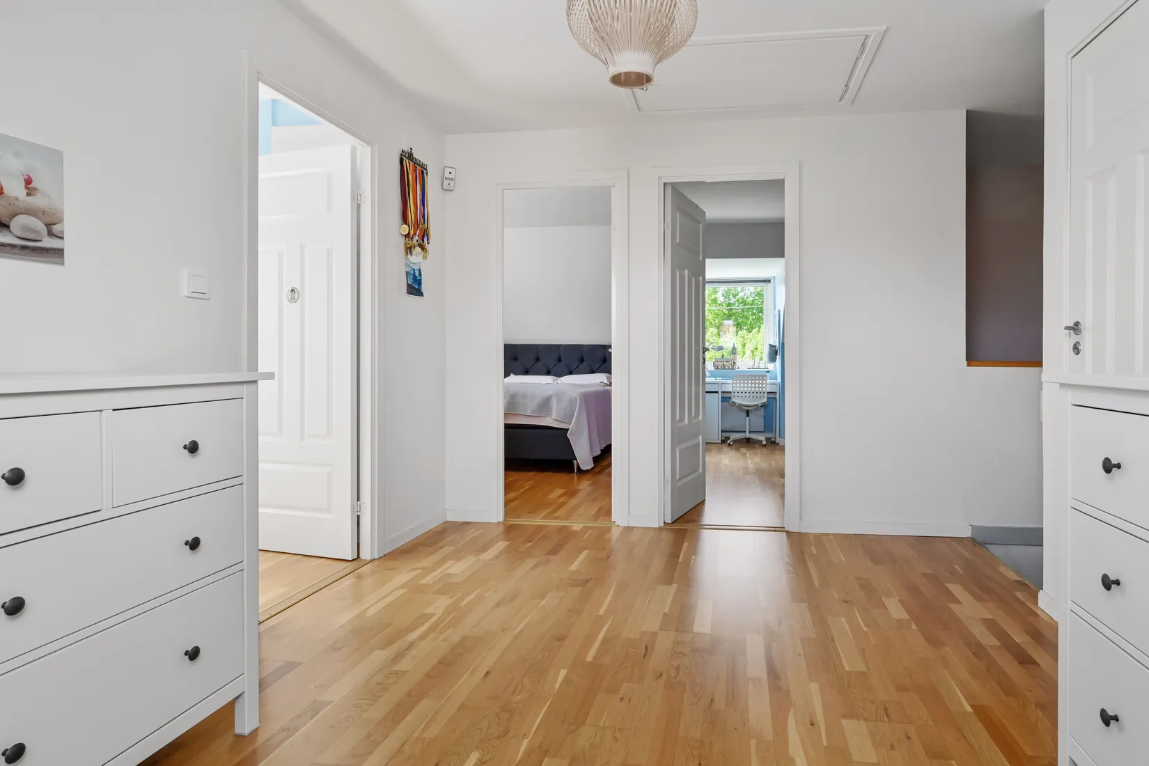 Villa, Radhus, Vattenmåravägen 60, Sjukyrkoberget, Upplands Väsby