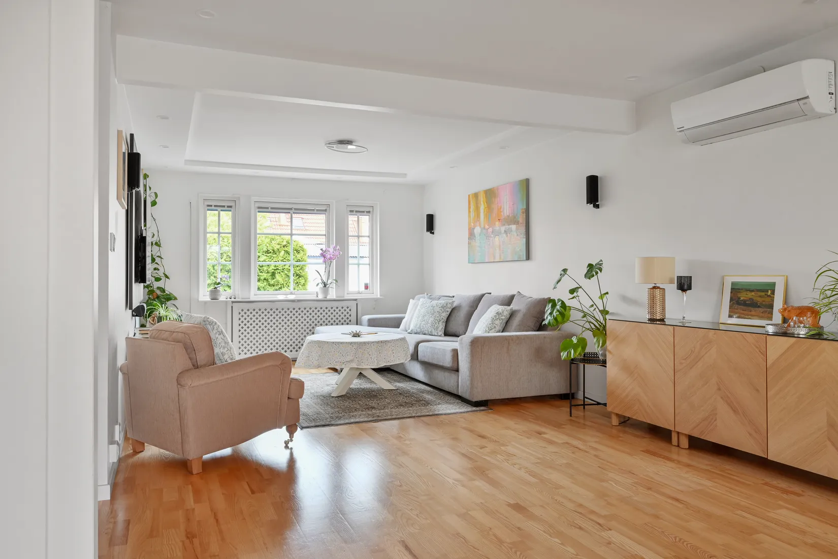 Villa, Radhus, Vattenmåravägen 60, Sjukyrkoberget, Upplands Väsby