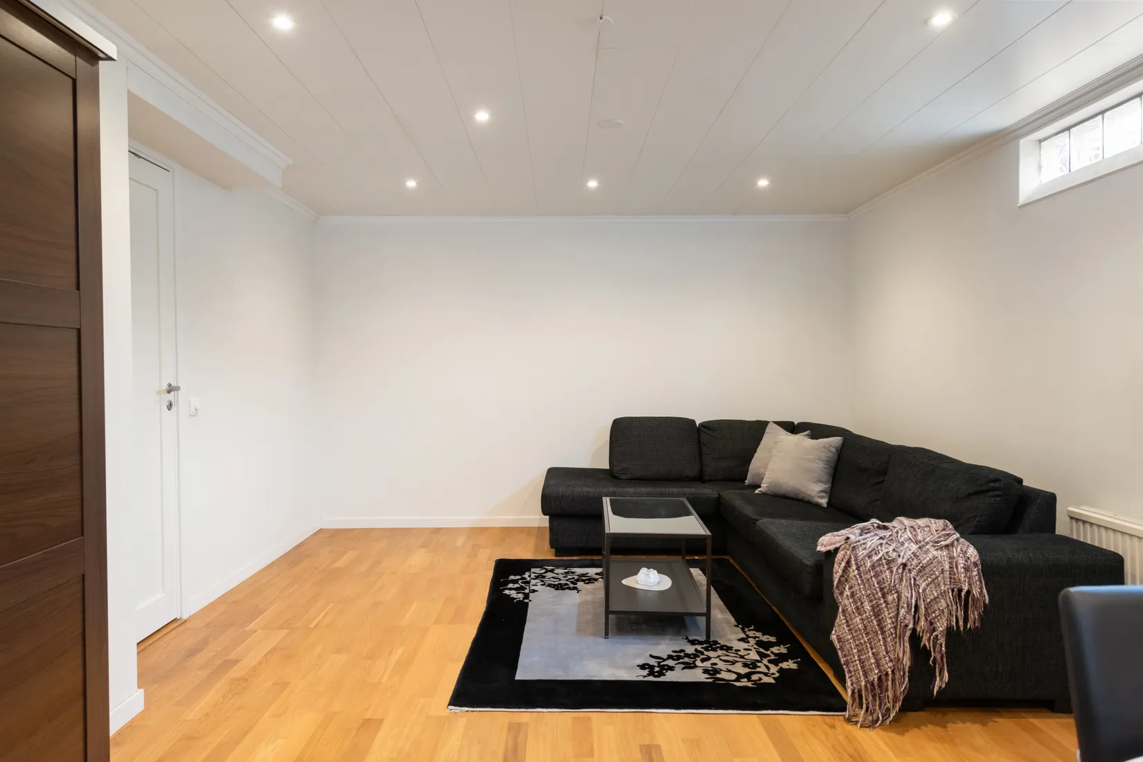 Villa, Järngränd 14, Skarpäng, Täby