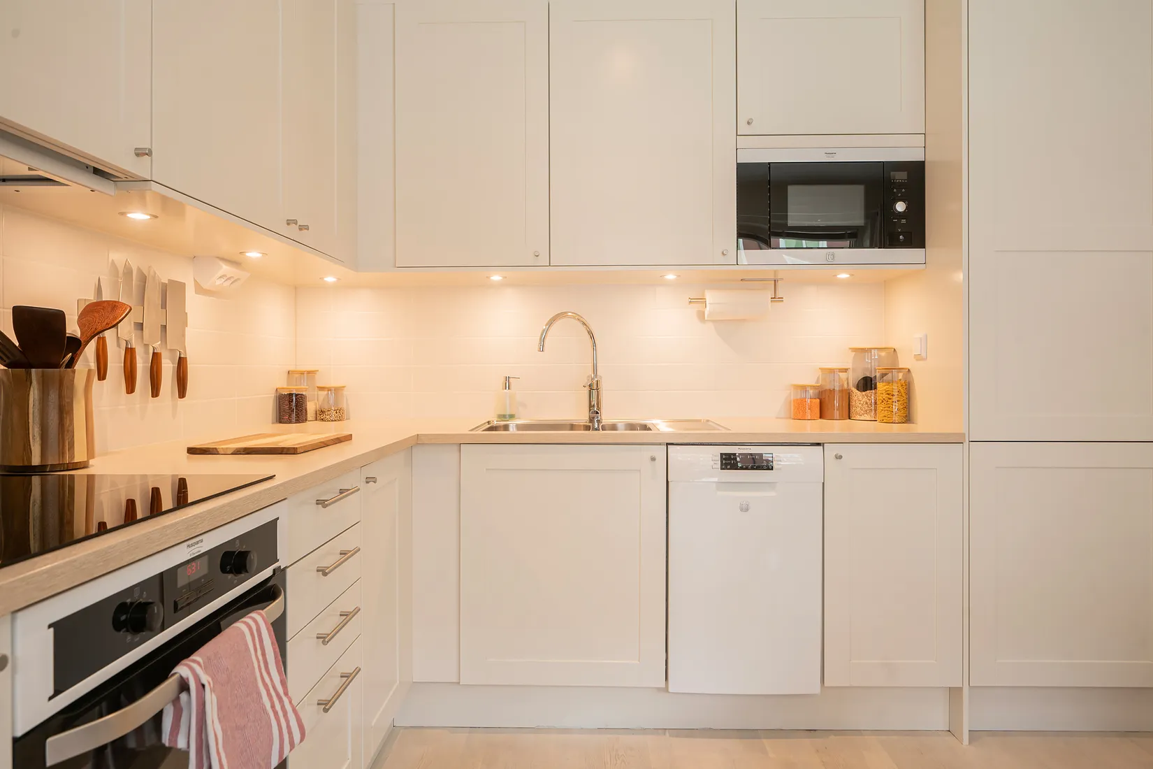 Bostadsrätt, Bränningevägen 28B, Årsta, Stockholm