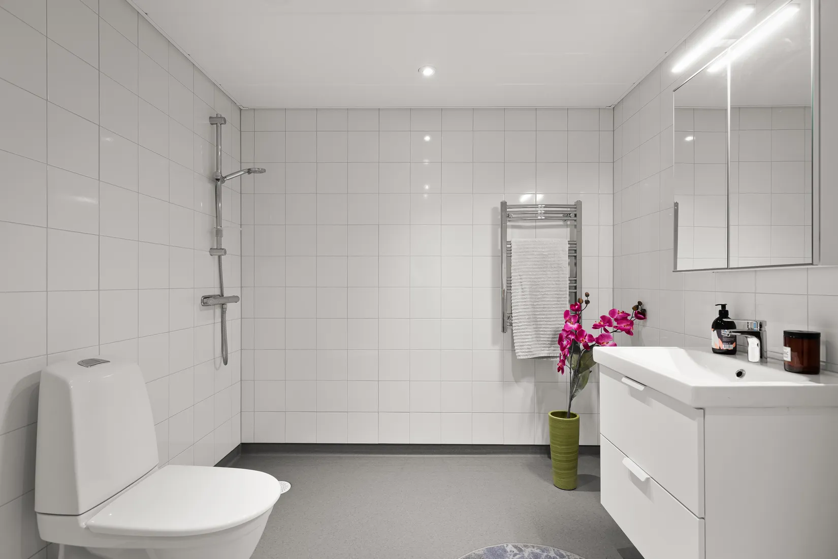 Bostadsrätt, Hjulaxelvägen 164, Gunsta, Uppsala