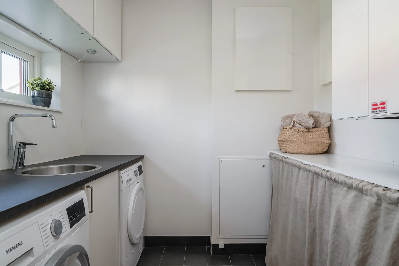 Bostadsrätt, Radhus, Sara Lisas väg 54, Lilla Källviken, Falun