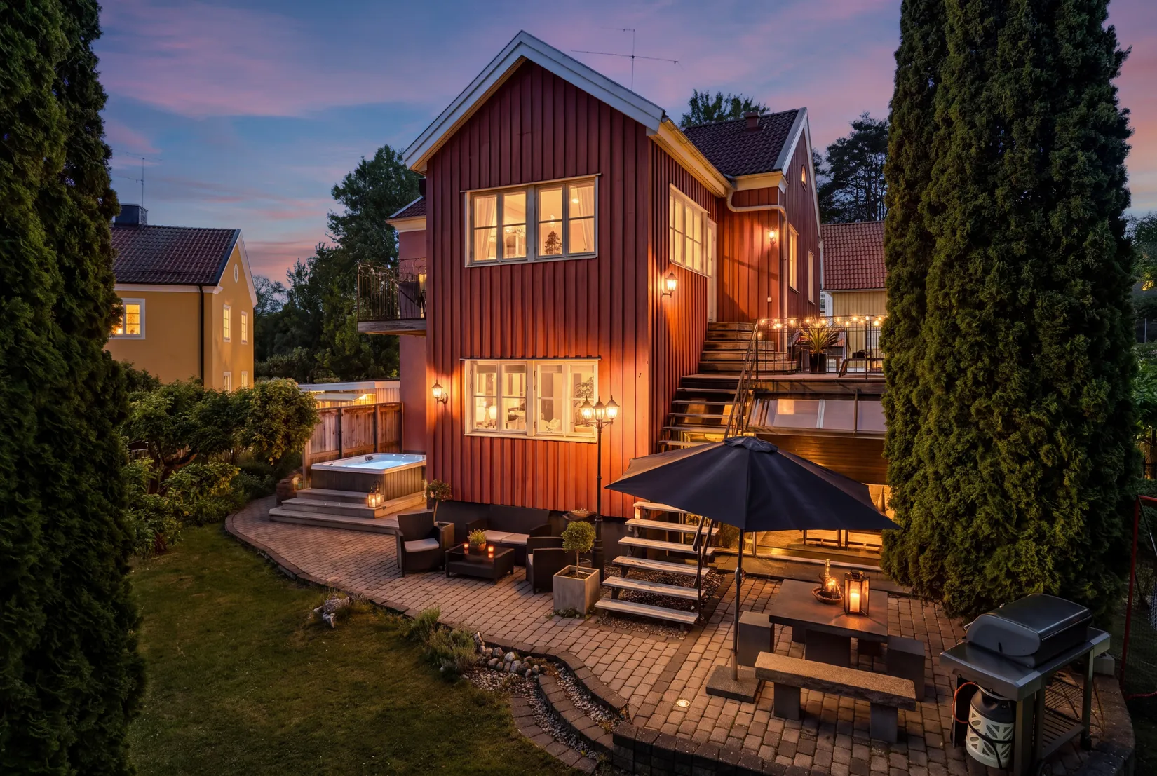 Villa, Strandbergsvägen 8, Nyköping