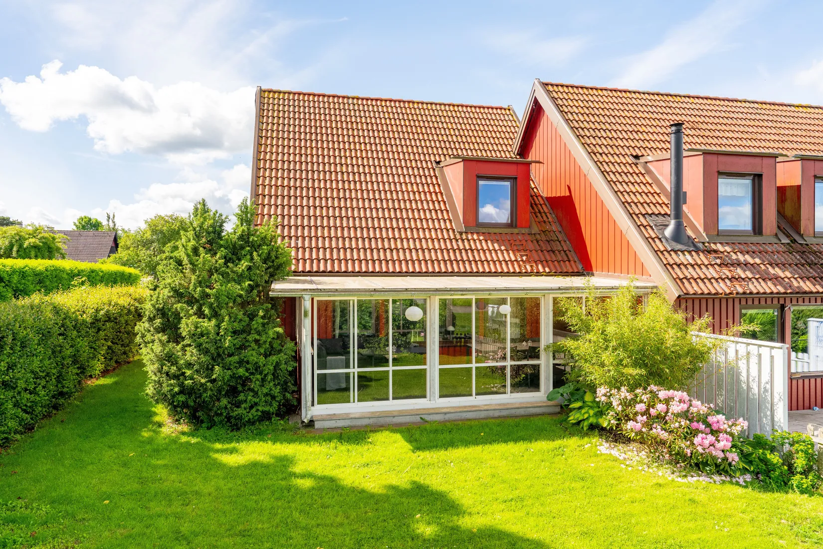 Radhus, Fogdegårdsvägen 40, Skara