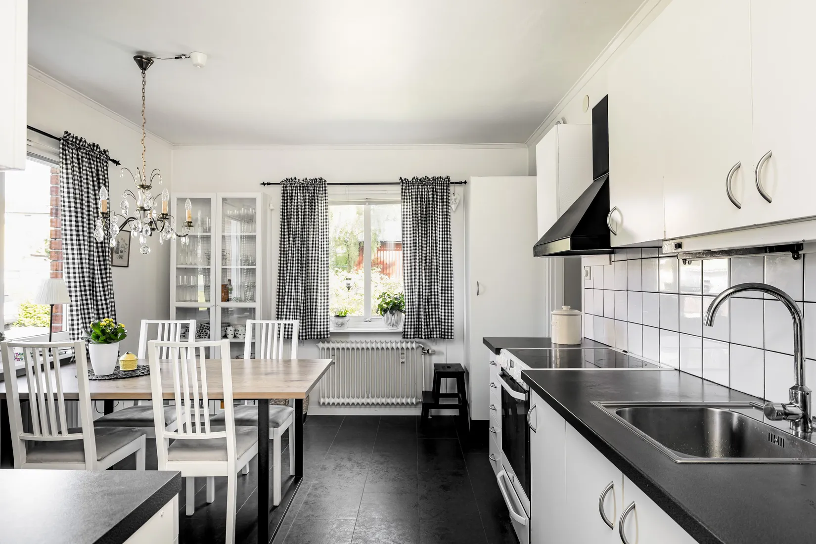 Villa, Hellzéngatan 6, Geresta, Härnösand