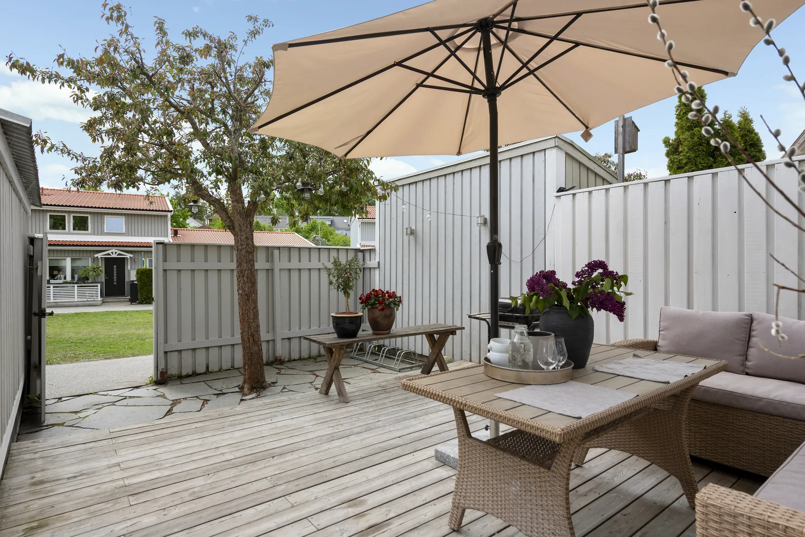 Villa, Radhus, Alliansvägen 10, Gribbylund, Täby