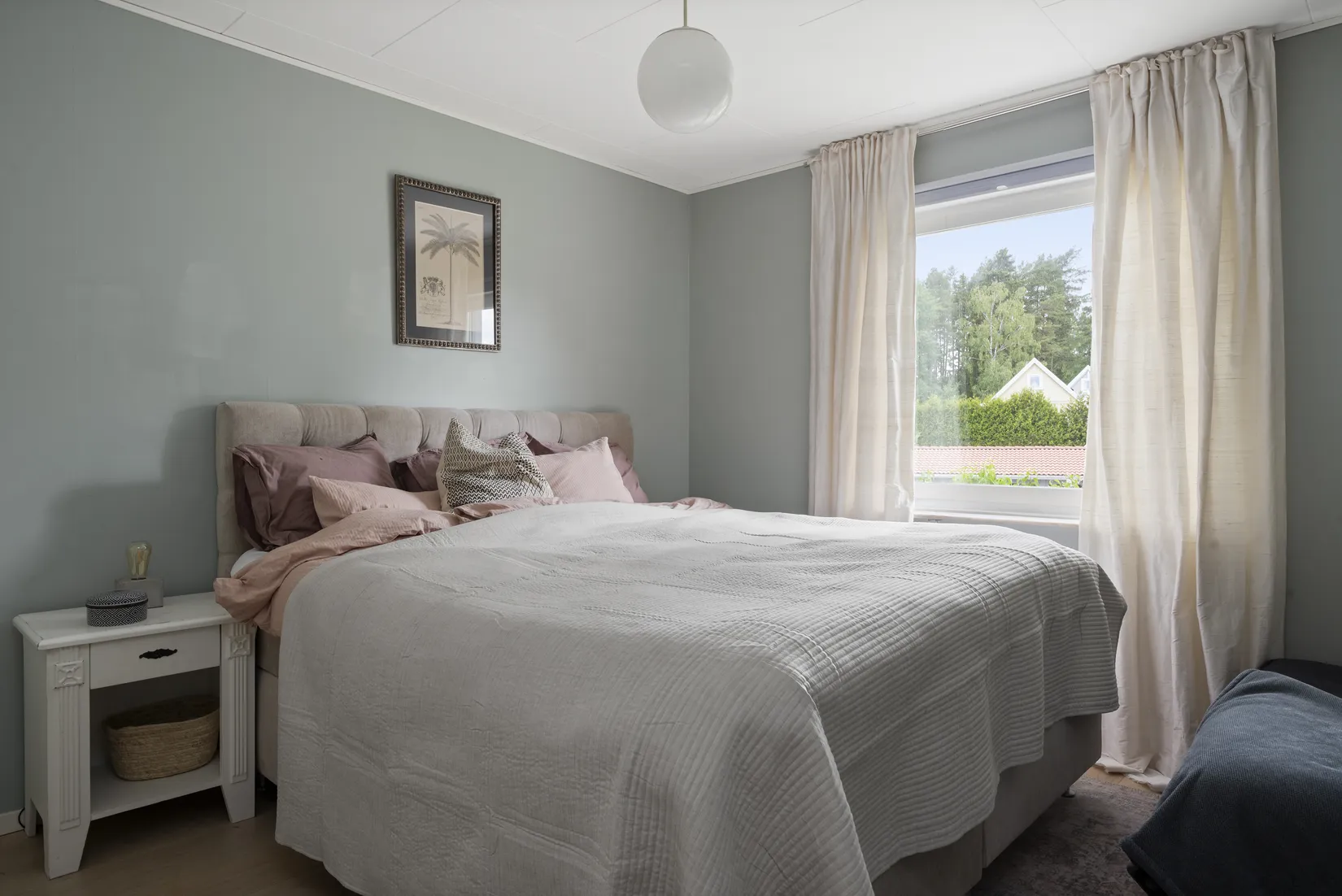 Villa, Radhus, Alliansvägen 10, Gribbylund, Täby