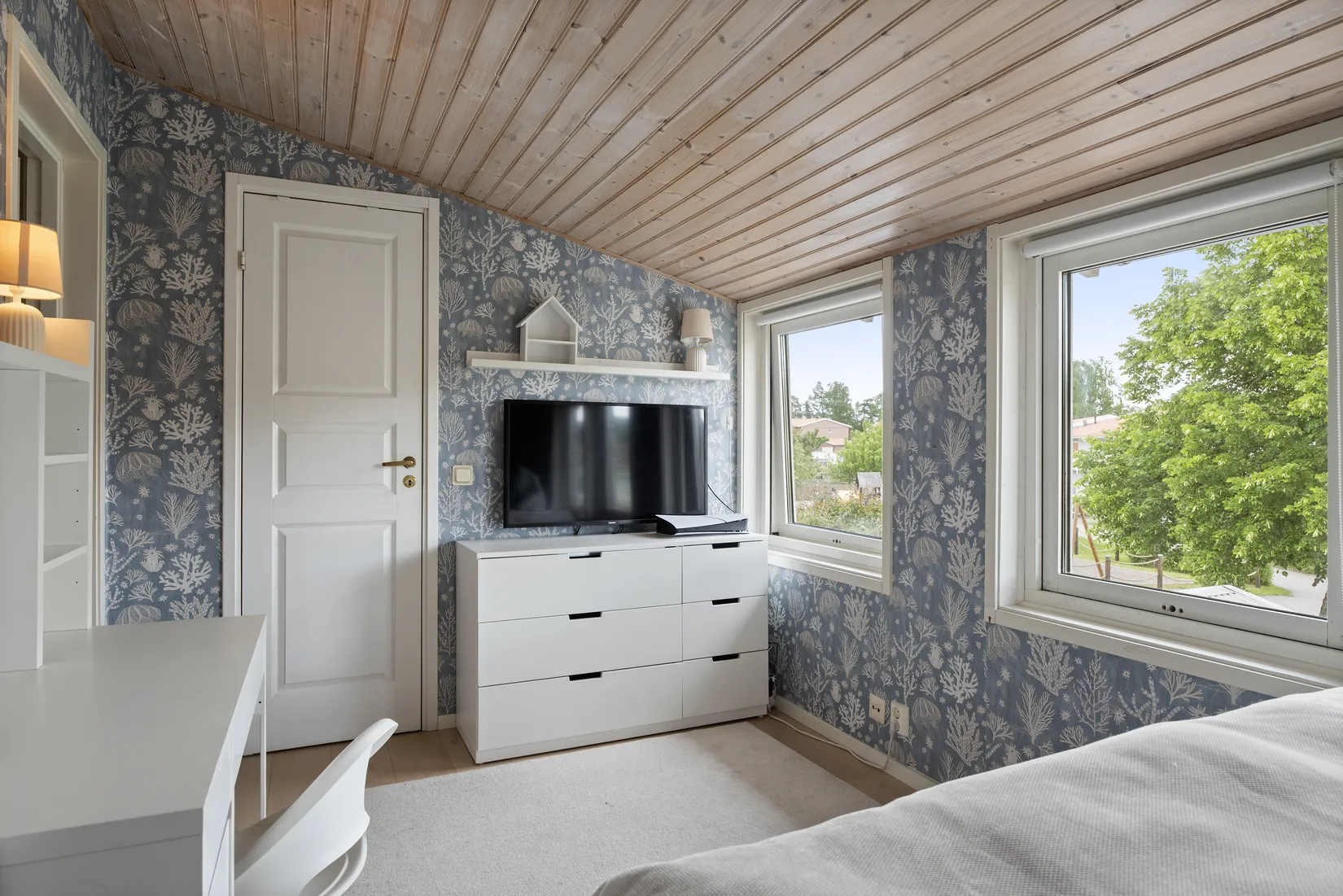 Villa, Radhus, Alliansvägen 10, Gribbylund, Täby