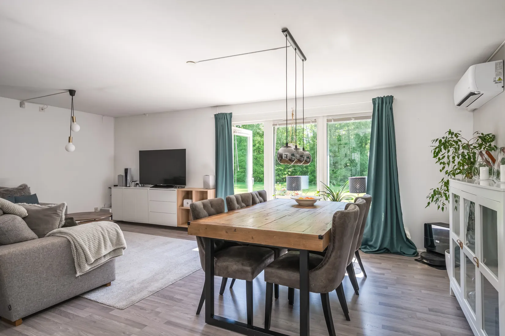 Bostadsrätt, Radhus, Råsslavägen 116, Krokek, Norrköping