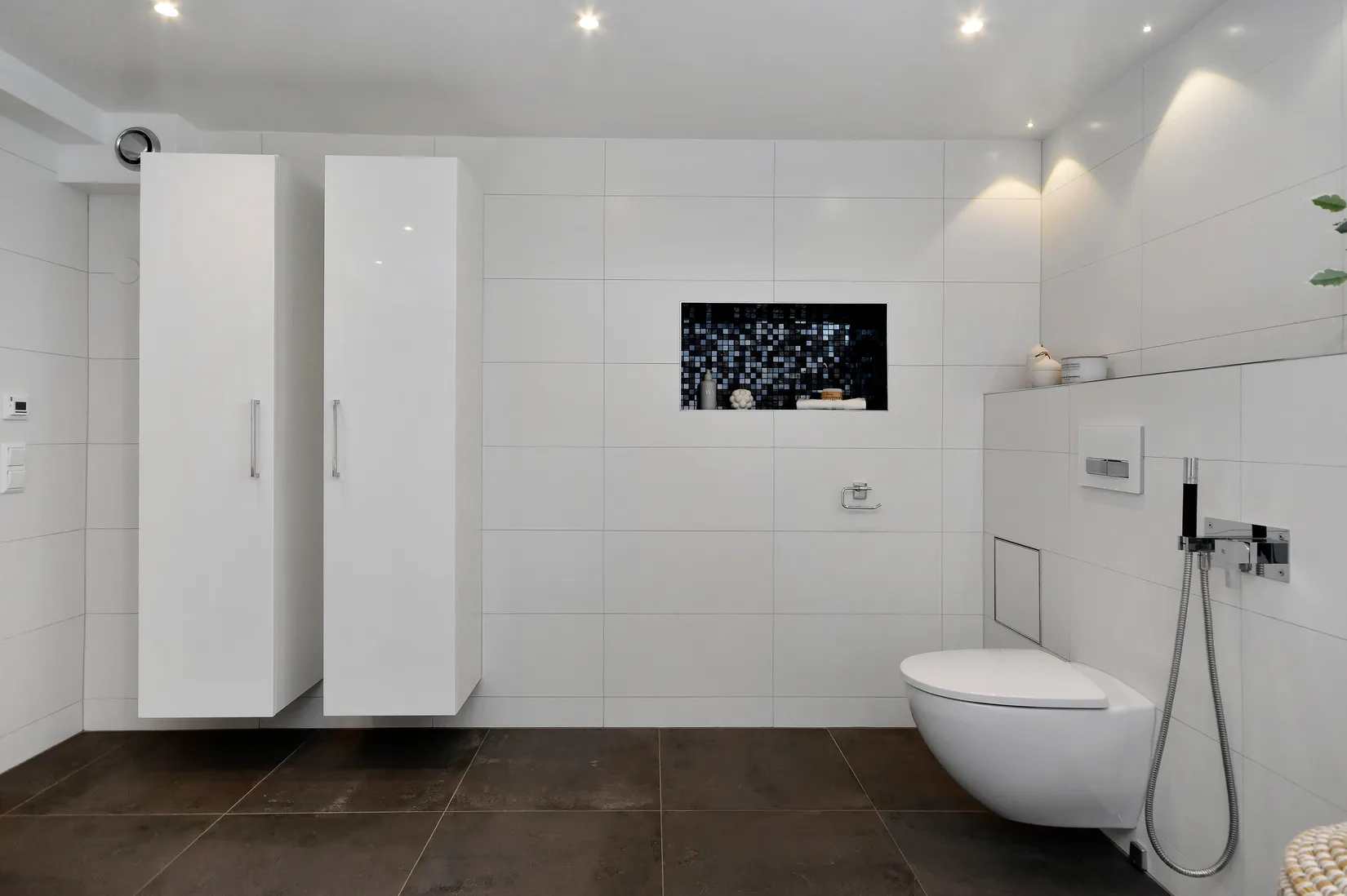 Bostadsrätt, Villa, Rökärrsvägen 1 A, Handen, Haninge