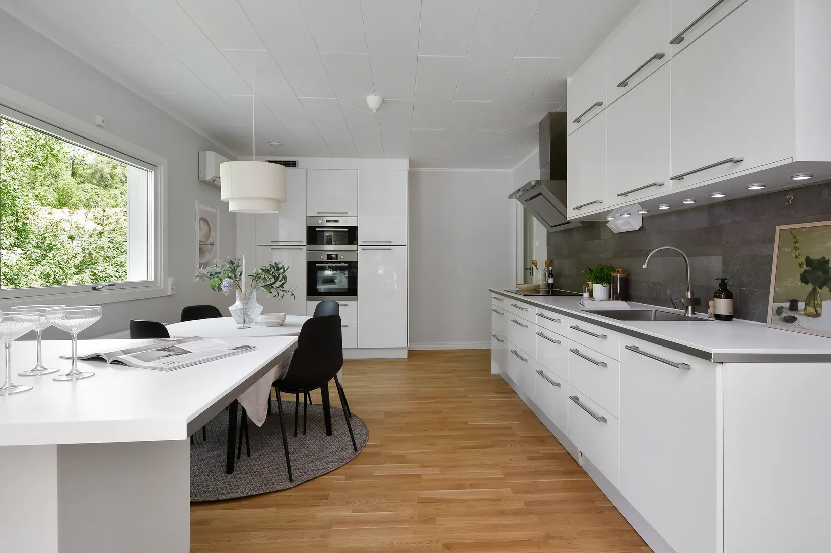 Bostadsrätt, Villa, Rökärrsvägen 1 A, Handen, Haninge