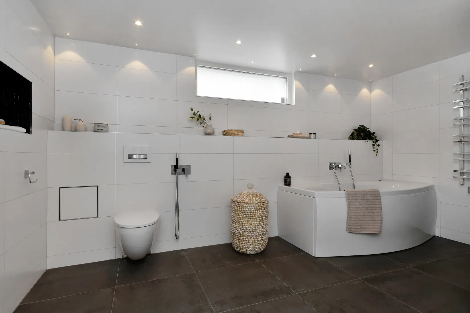 Bostadsrätt, Villa, Rökärrsvägen 1 A, Handen, Haninge
