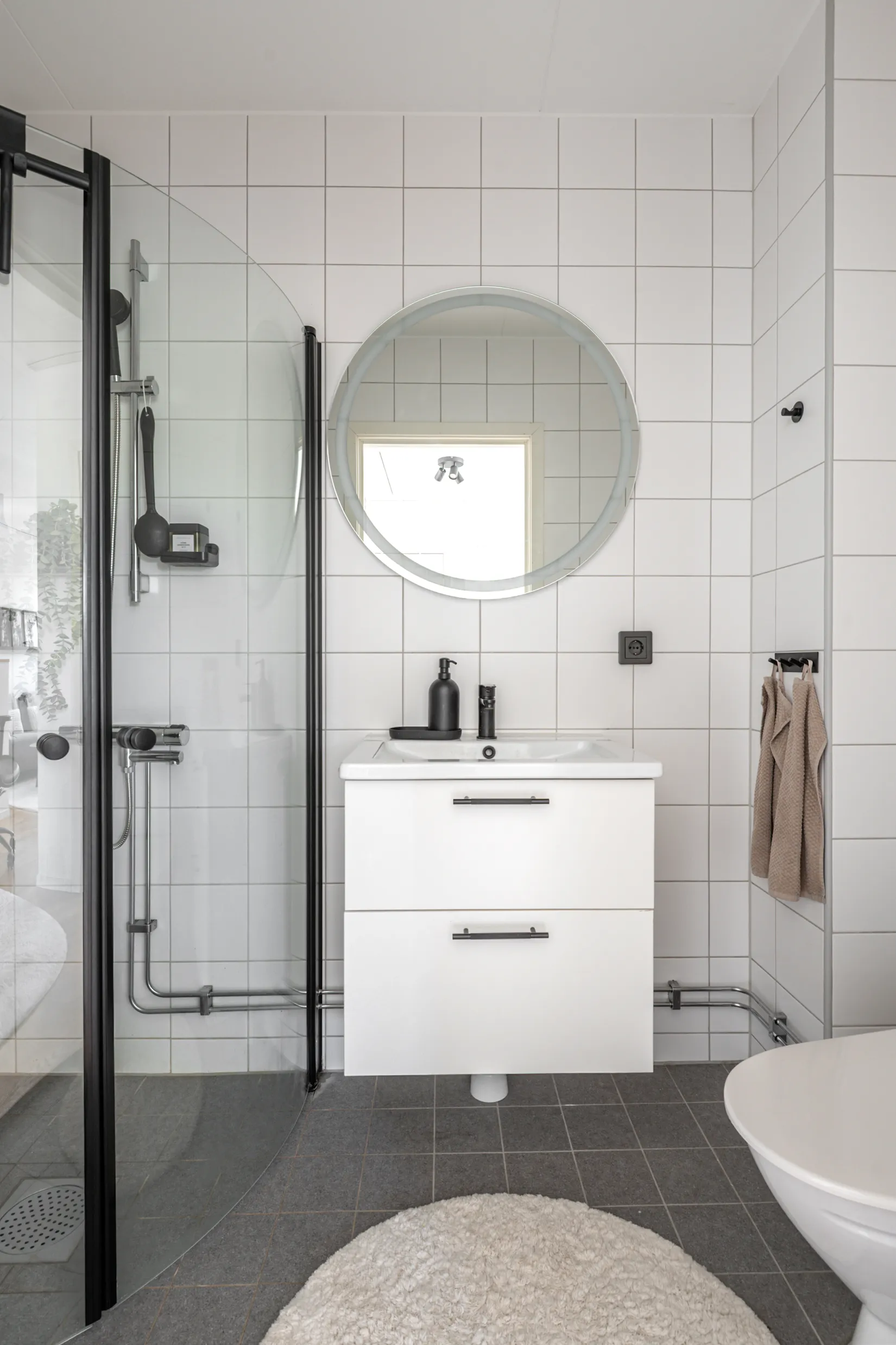 Bostadsrätt, Radhus, Gudö gårdsväg 1F, Gudö, Haninge
