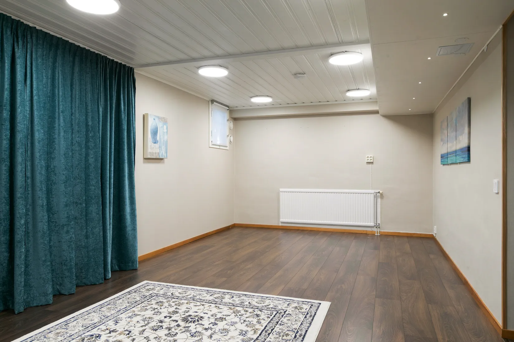 Radhus, Idrottsvägen 22B, Centalt, Sandviken