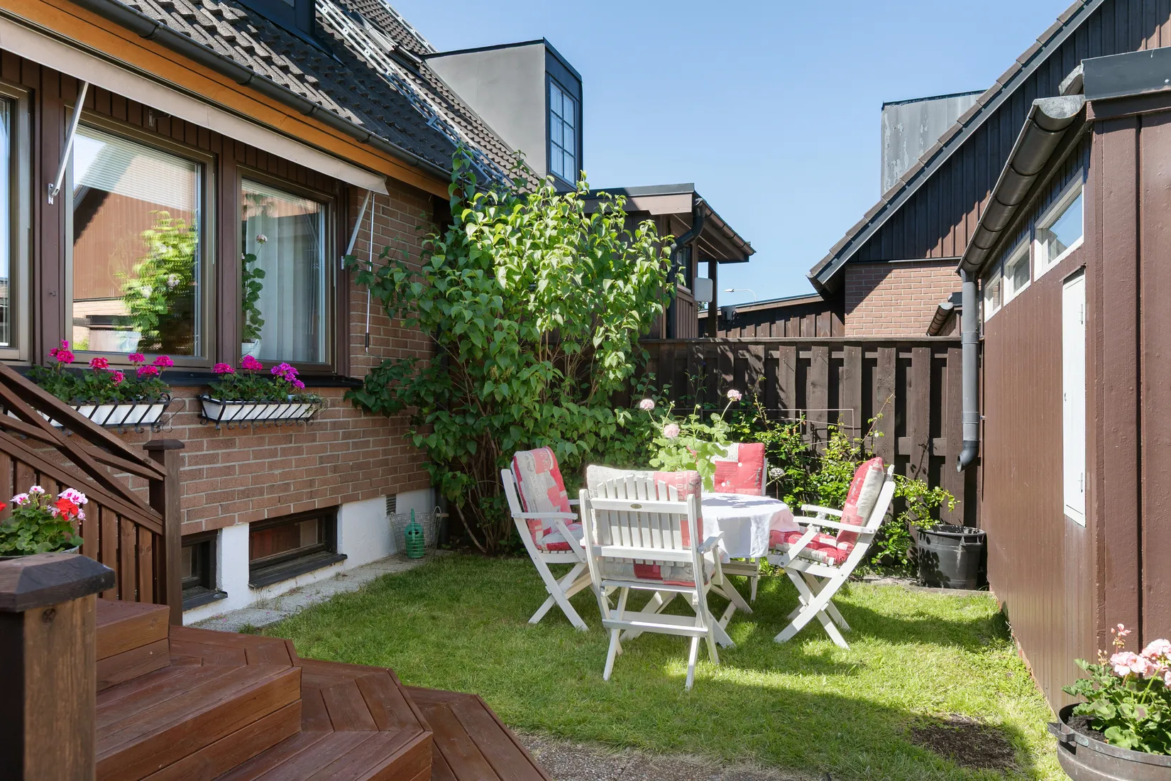 Radhus, Idrottsvägen 22B, Centalt, Sandviken