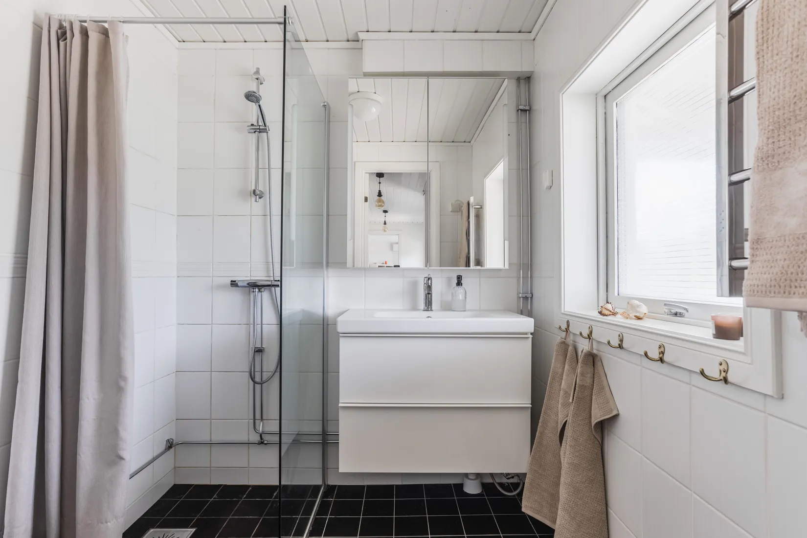 Villa, Gottsundavägen 38, Gottsunda, Österåker