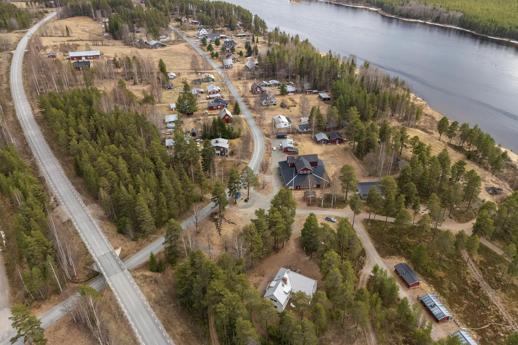 Villa, Byavägen 80 - bostad med företagsmöjlighet, Lycksele