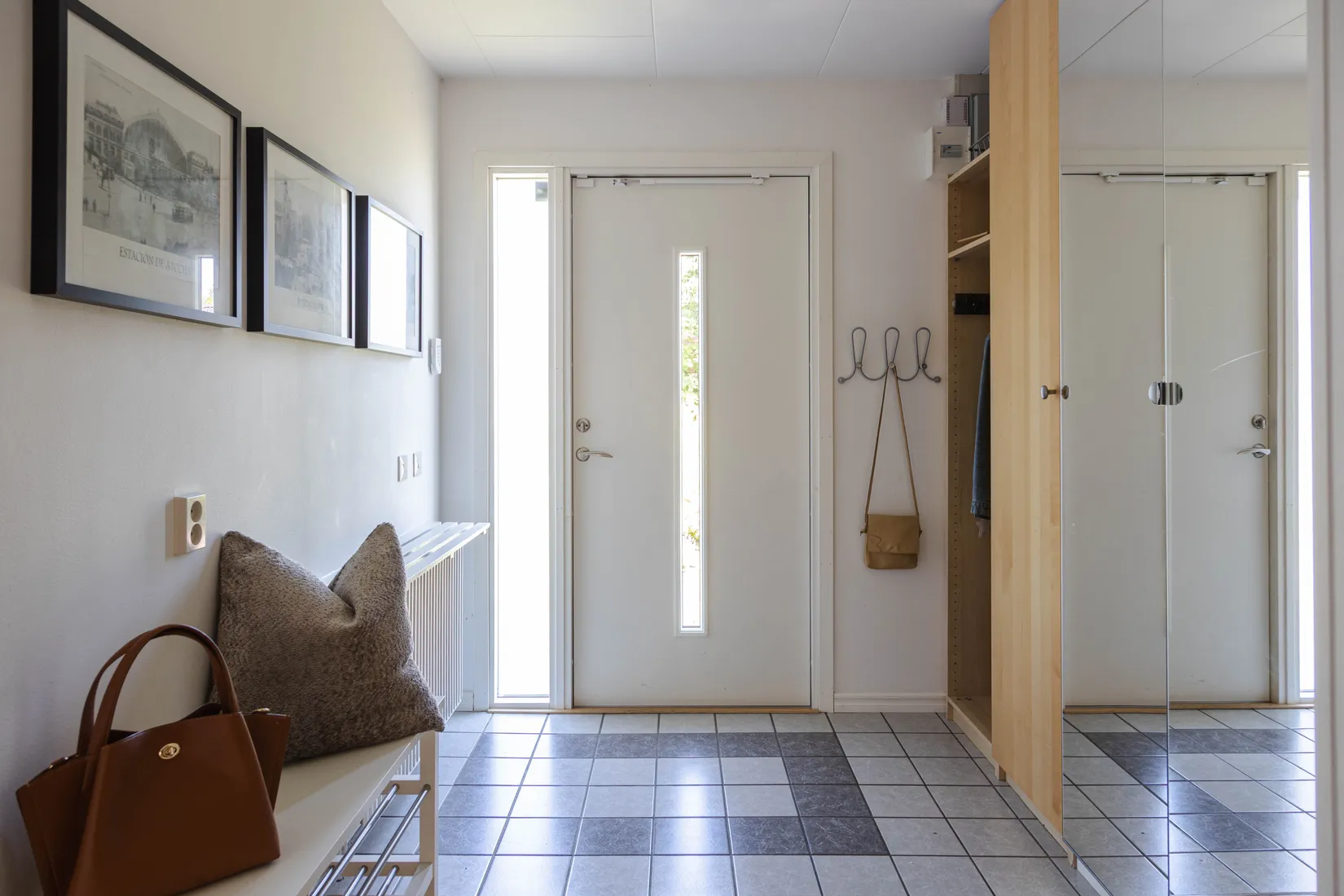 Radhus, Blåklockevägen 67, Norra Gryta, Västerås