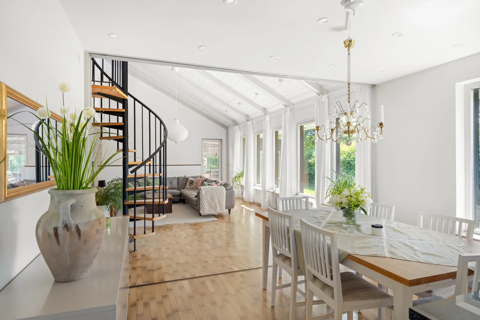 Villa, Vipphavrevägen 8, Ekerö Väsby, Ekerö