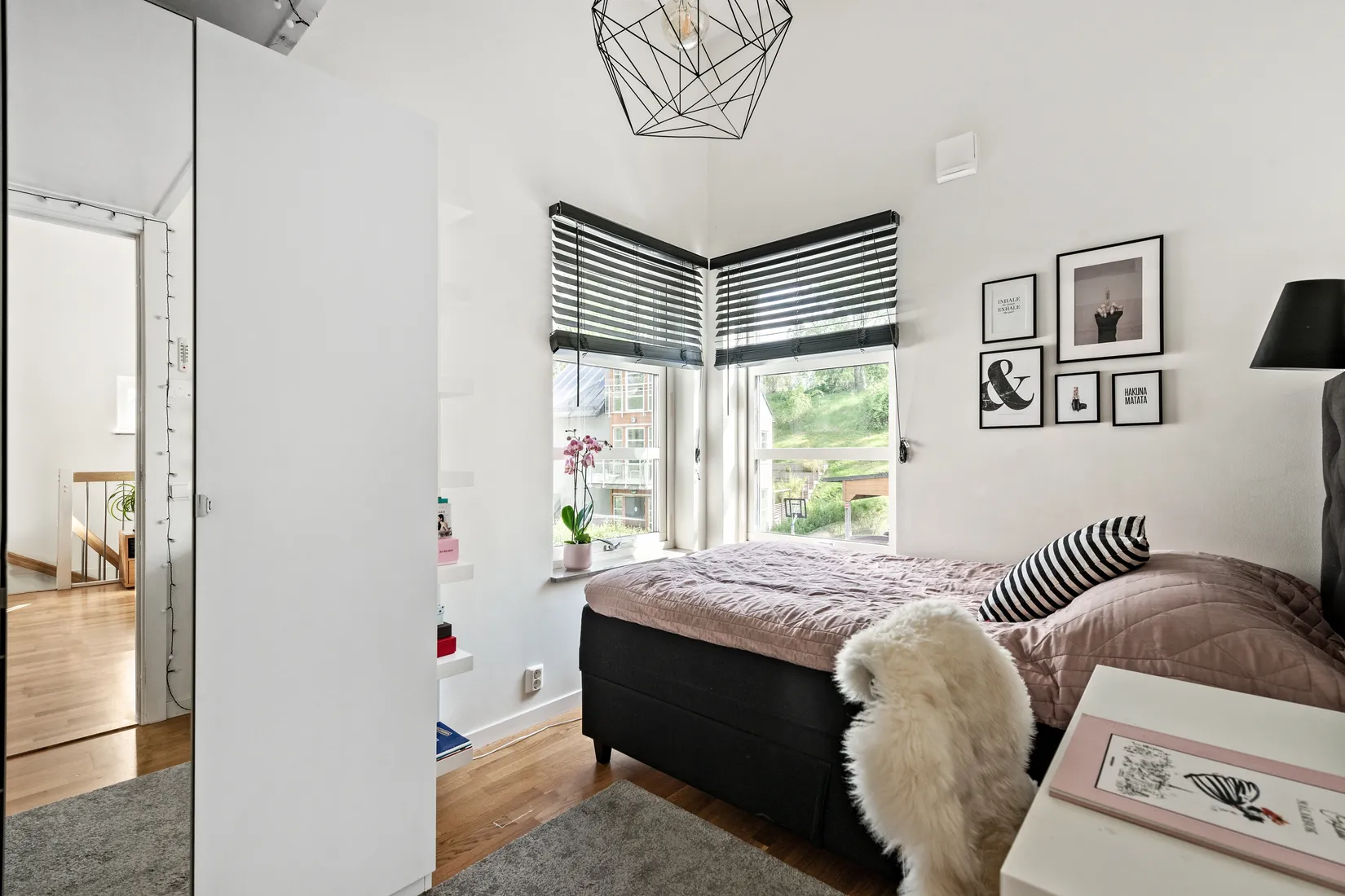 Villa, Mollie Faustmans Väg 39, Sköndal, Stockholm