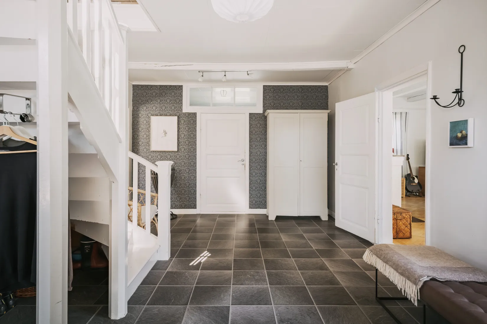Villa, Nolhassle Komministergården 1, Mariestad