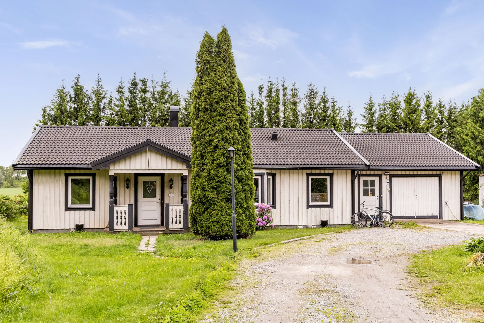 Villa, Sparrsätra Lönsåker 19, Enköping
