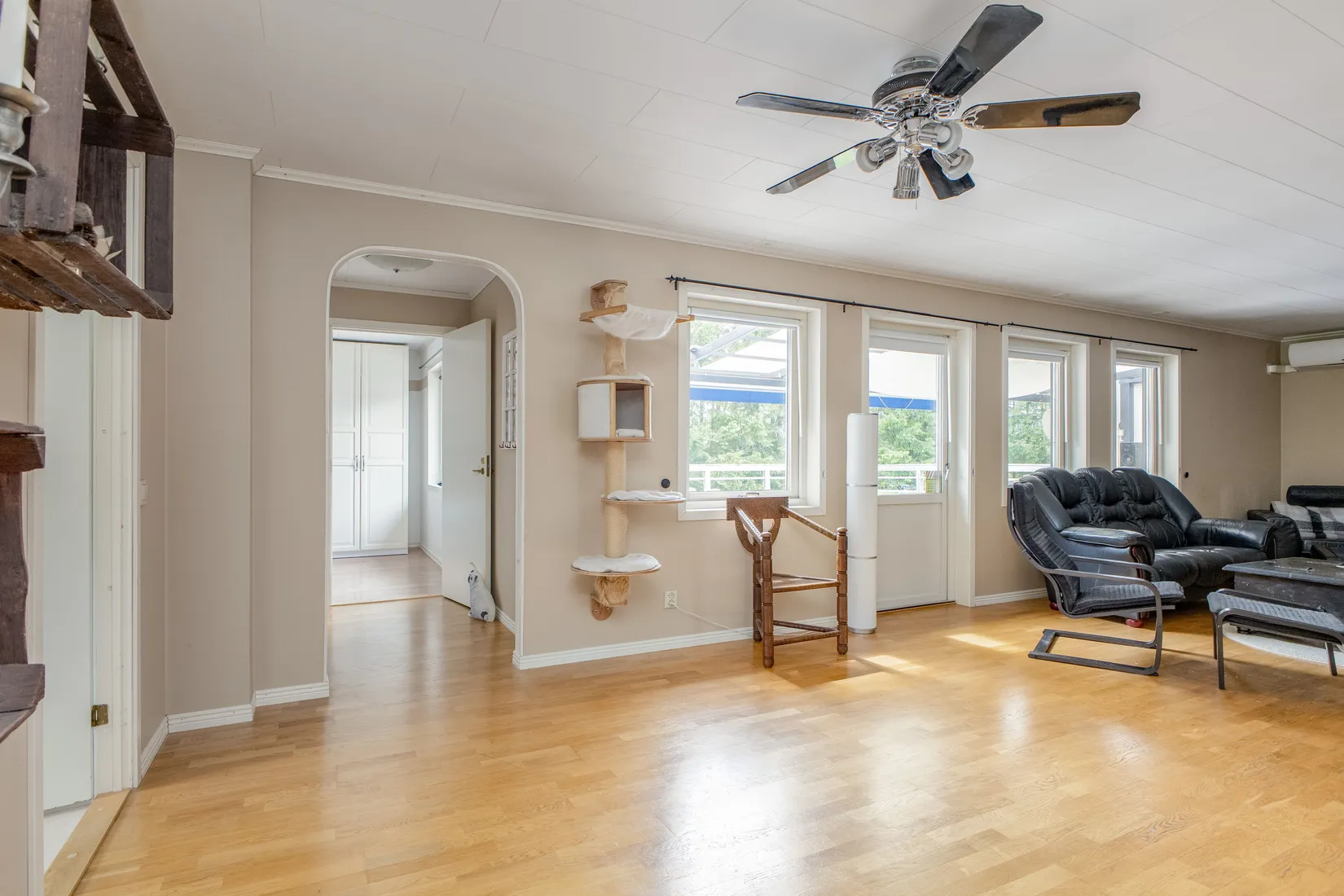 Villa, Sparrsätra Lönsåker 19, Enköping