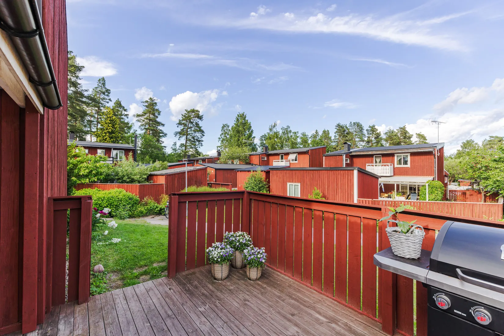 Radhus, Brunnsvägen 150A, Strängnäs